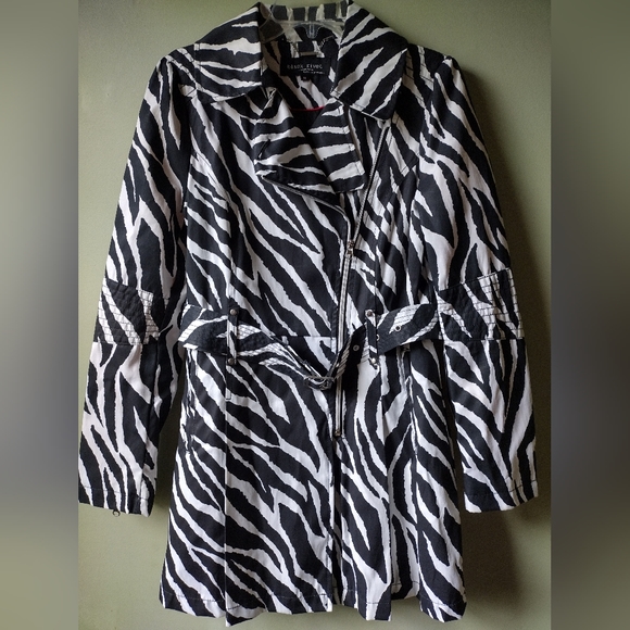 BRAND NEW Black Rivet Zebra Print Trench Coat with Belt - Picture 1 of 8